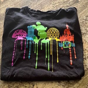 Walt Disney World Black T-Shirt with Colorful Graphic XL